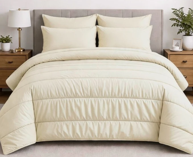 Relax Collection Plain 5 Pcs Comforter