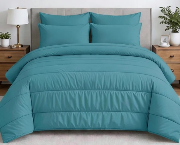 Relax Collection Plain 5 Pcs Comforter